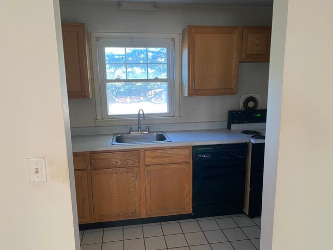 Photo - 136 S Chestnut St Unit 1A