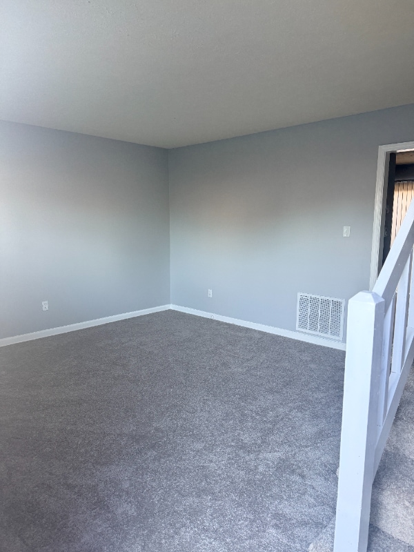 Building Photo - 7 Duiguid Dr