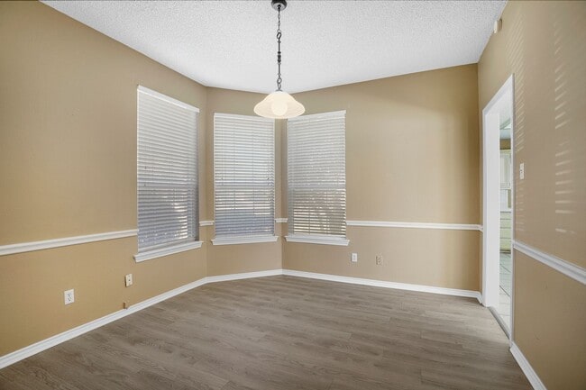 Photo - 3040 Flamingo Cir