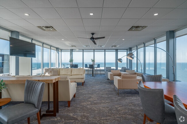 Penthouse Clubhouse