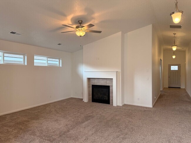 Photo - Beautiful Home in Montrose Community!