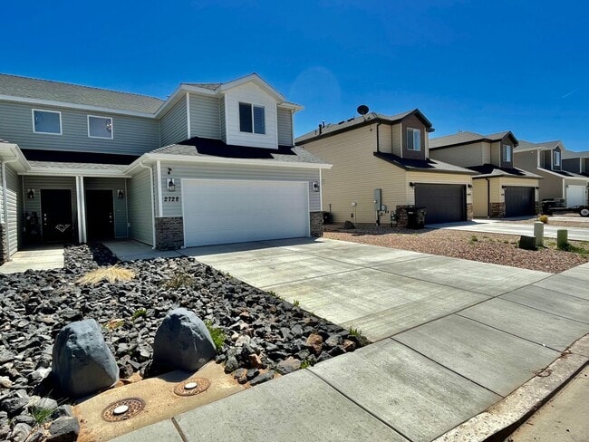 Photo - Adorable 3-Bedroom Townhome with 2-Car Garage in Cedar City