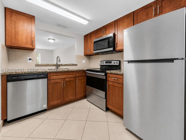 3821 NW 90th Way Unit 3821