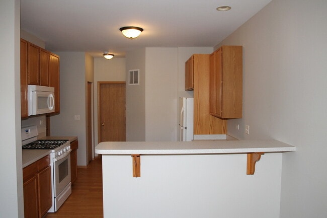 Photo - 383 Chesapeake Ln