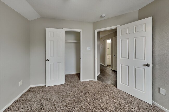 Photo - 2331 Trotter Dr