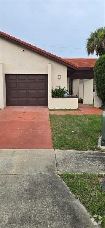 Building Photo - 2237 Greenview Cir Rental