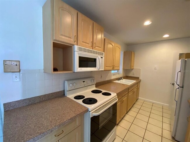 Photo - 6268 Freemont St
