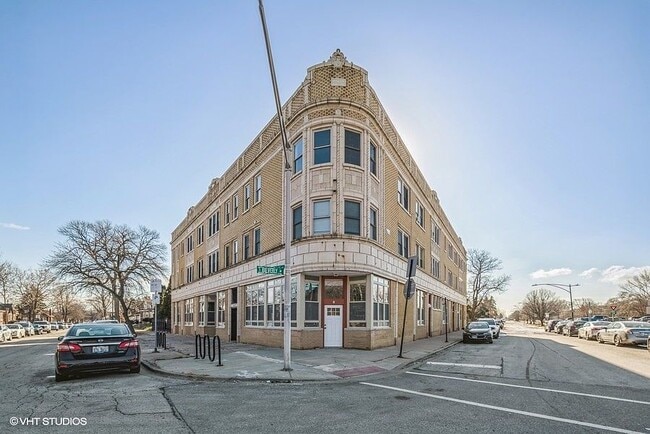 Building Photo - 1729 W 91st St Unit 2 Rental