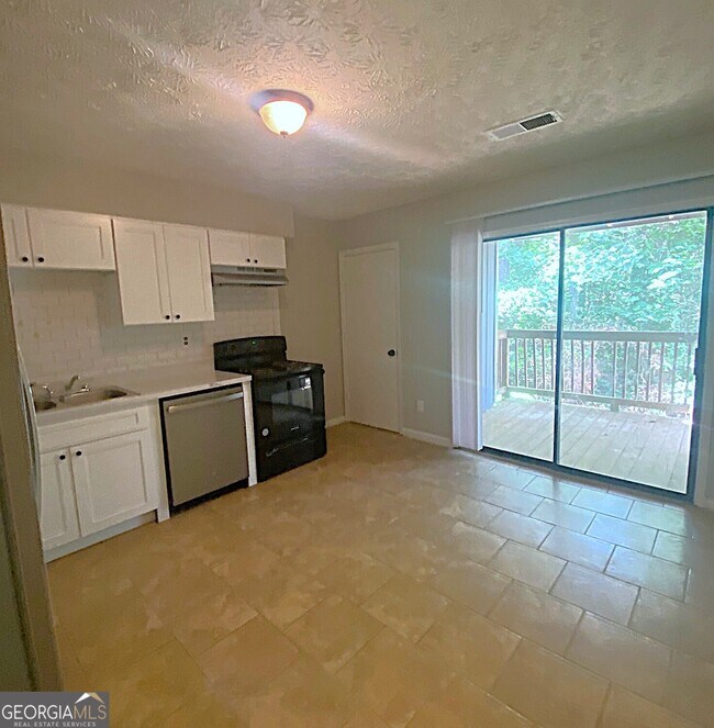 Photo - 100 Spring Ct
