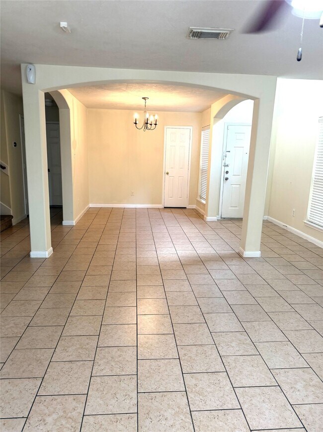 Photo - 7822 Winding Creek View