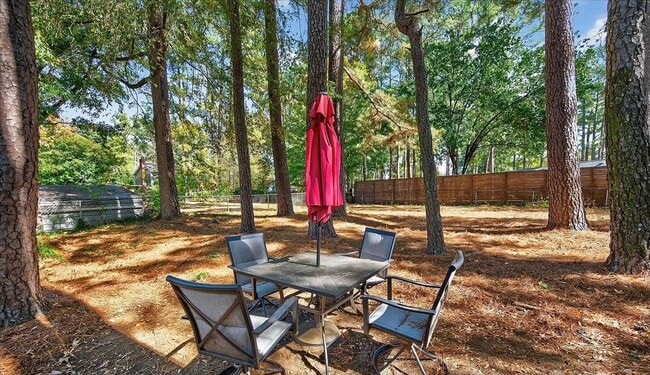 Photo - Beautiful 4 Bedroom Single Family Home