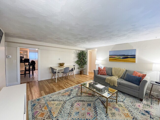 Photo - 79 Chestnut St