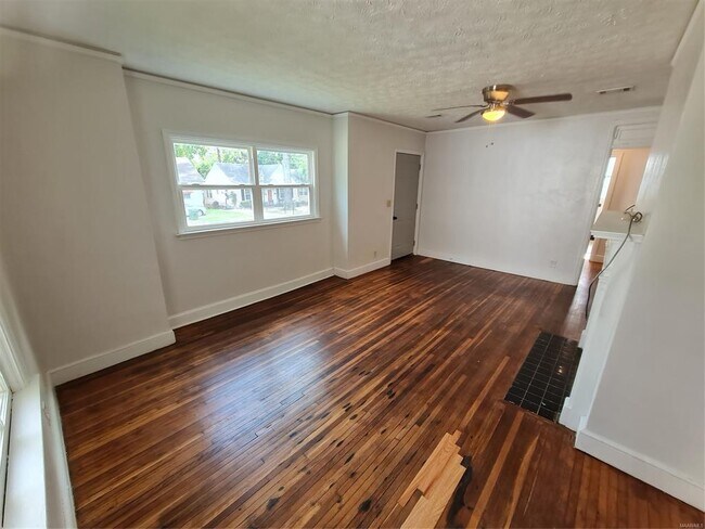 Photo - 2113 Brewton St