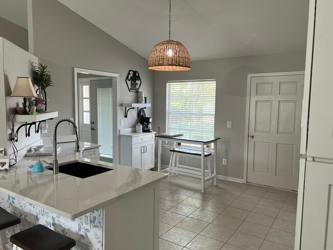 Photo - 11097 Barbizon Cir E