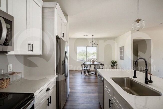 Photo - 1443 E Osborn Rd