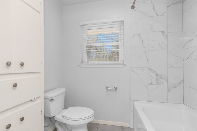 Photo - 2213 N Thompson St