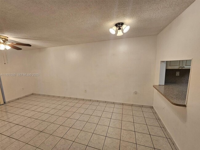 Photo - 1555 W 44th Pl Unit 221B