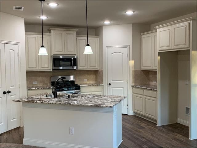 Photo - 7806 Cottonwood Dr