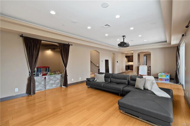 Photo - 4630 Esparto St