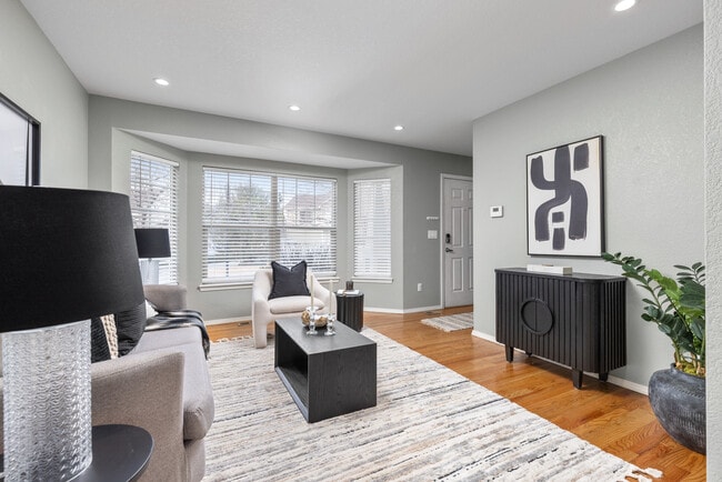 Photo - 17072 E Wyoming Dr