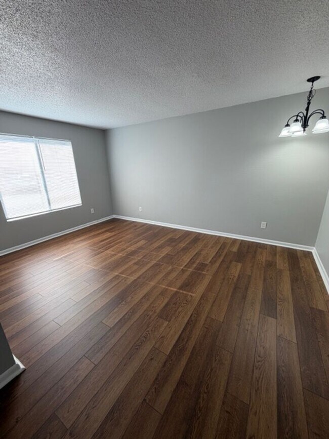 142 Stoneridge Dr