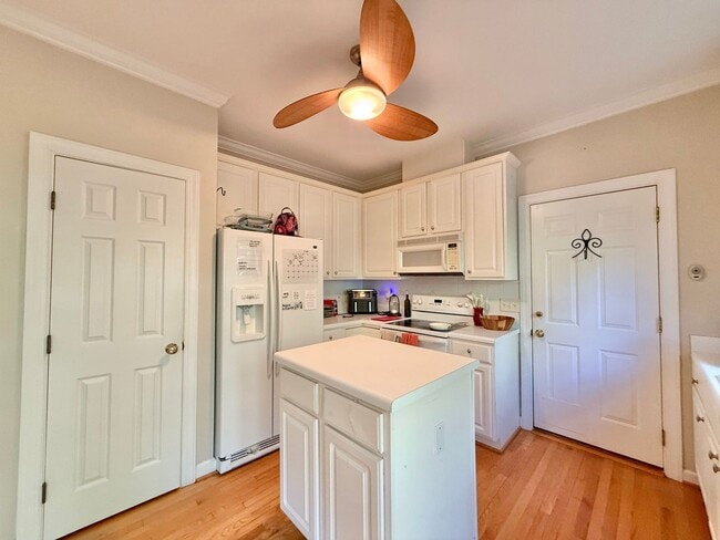 Photo - Stunning 3BD, 2.5BA Downtown Raleigh End Unit Townhome with a 1-Car Garage in a Prime Location Ne...