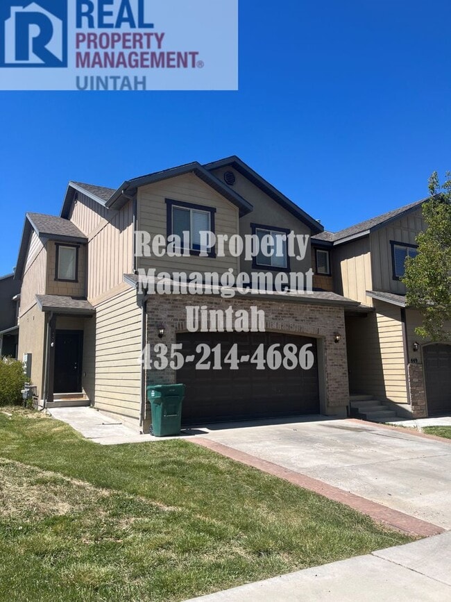 Photo - 3 bed 2.5 bath townhome in Fox Run