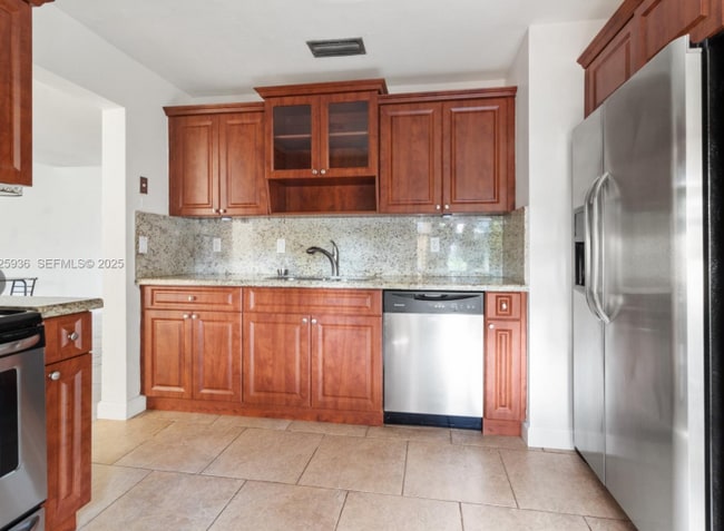 Photo - 10161 SW 137th Ct