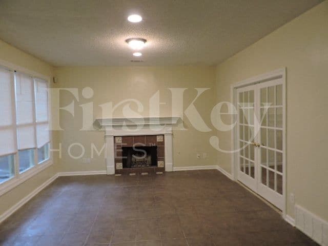 Photo - 8554 Mill Farm Cove