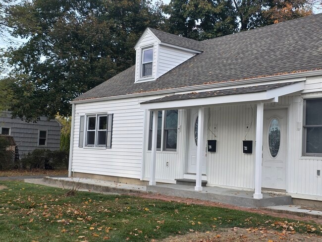 Photo - 62 Pond Point Ave