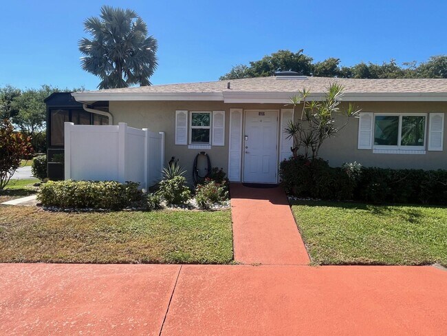 Photo - 8916 Rheims Rd
