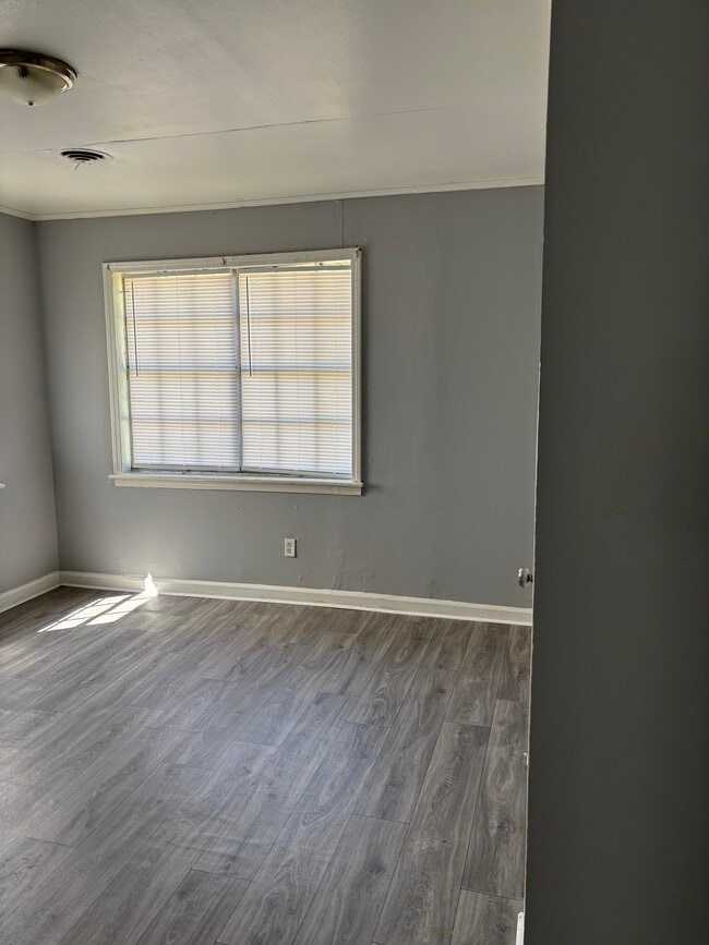 Photo - 709 Cecelia Ave Unit 709