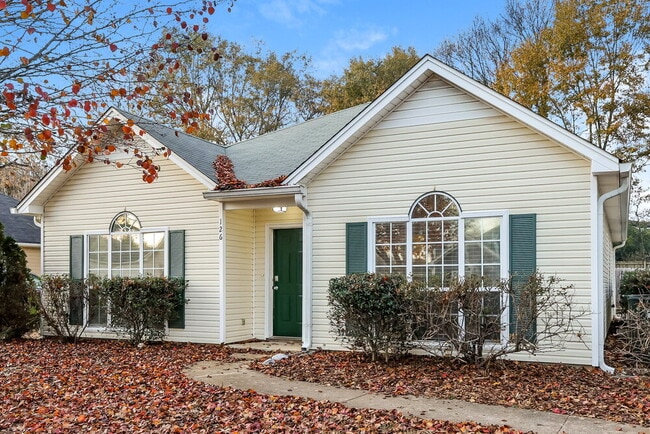 Photo - 126 Stonehaven Dr