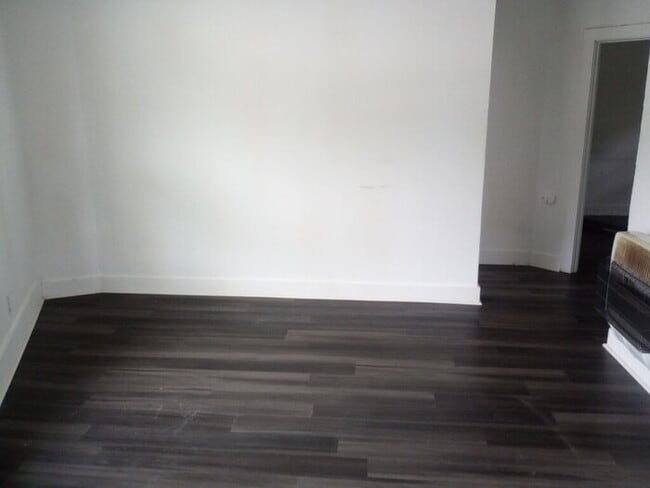 Photo - 2 Bedroom 1 Bathroom