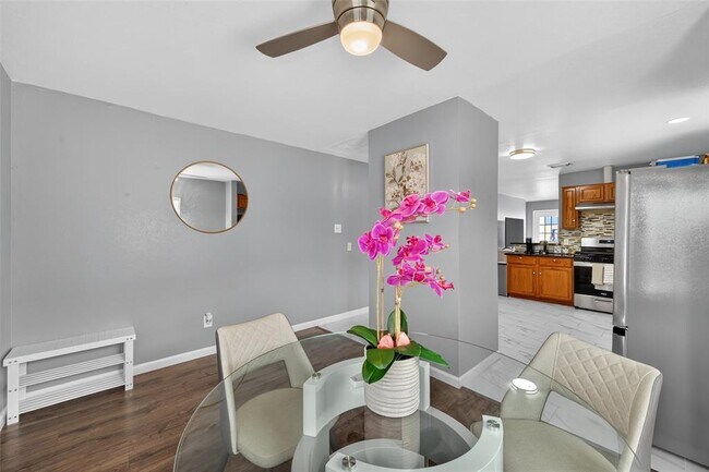 Photo - 7762 Eldergrove Ln Casa