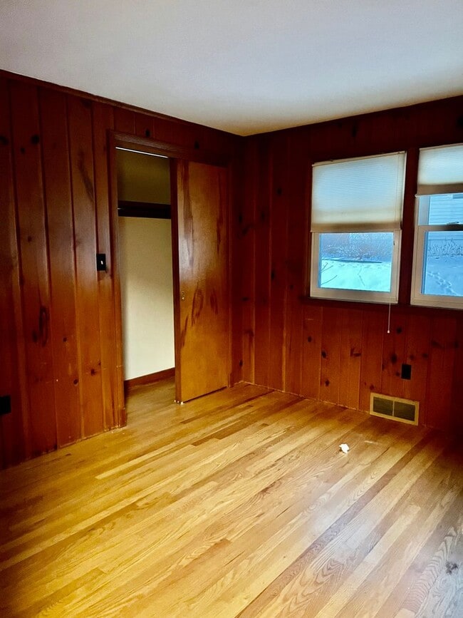 Photo - 102 Elmsford Rd