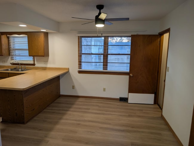 Photo - 1121 Dover St Casa