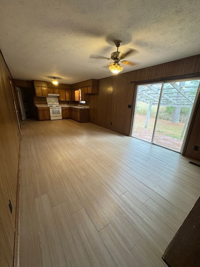 Photo - 2317 Glenvale Rd