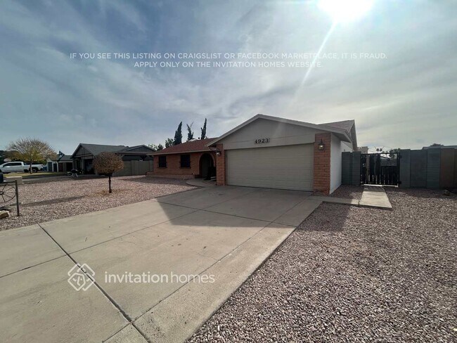 Photo - 4923 W Rosewood Dr