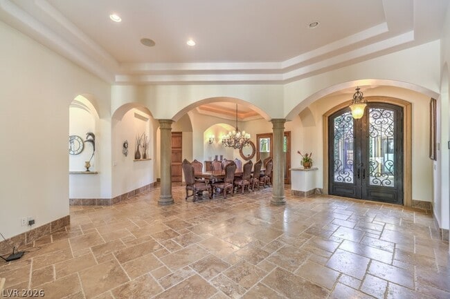 Photo - 2780 El Camino Rd