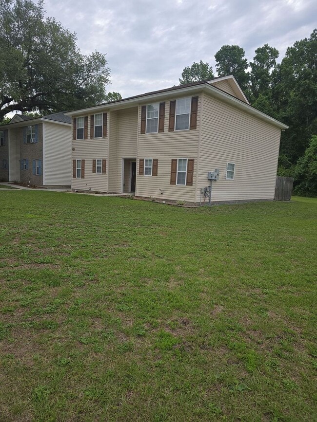 Building Photo - Savannah 2 Bed Townhome for Rent
