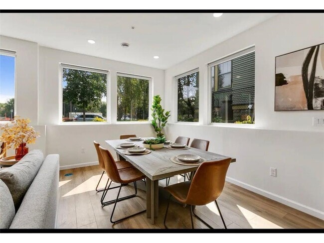 Photo - 3310 Lyndale Ave S