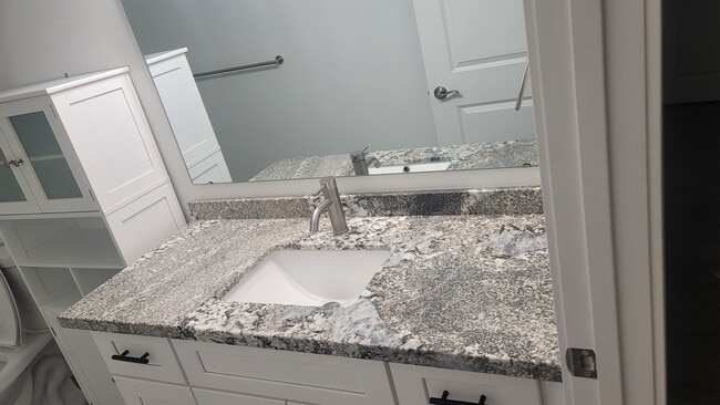 Photo - 1006 S 3rd Ave