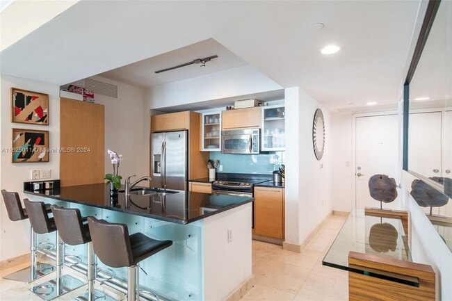 Photo - 1050 Brickell Ave Unidad 2841