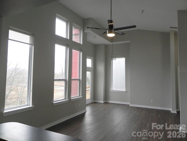 Photo - 1220 N Caldwell St