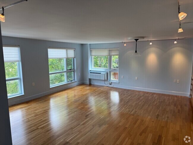 Building Photo - 66 Winchester St Unit 401 Rental