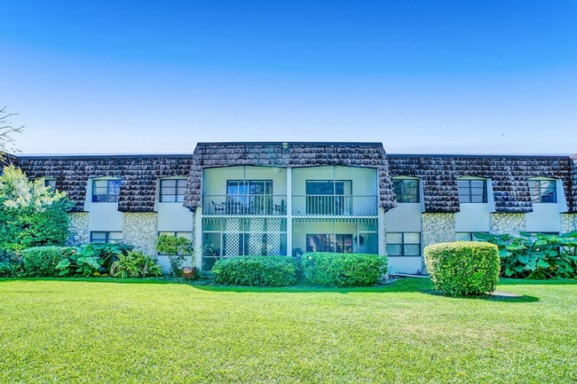 Photo - 3101 Oakland Shores Dr Unidad H204