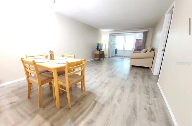 4240 Sheldon Pl Unit 4240