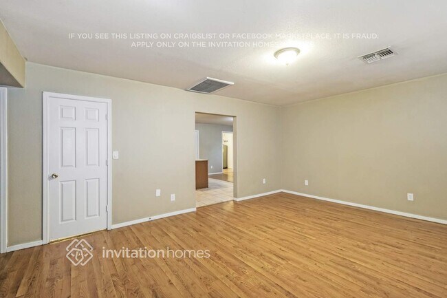 Photo - 6940 W Catalina Dr