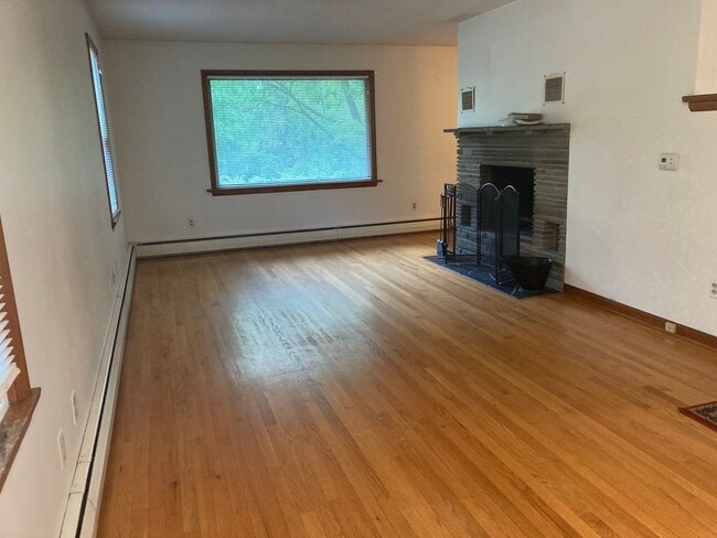 Photo - Lease Details for 2025 Start Date ONLY - N...